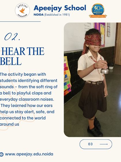 Hear the bell. The sensory activity began with students identifying different sounds, from a soft bell to playful claps, learning about their sense of hearing.