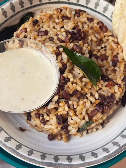 Another look at our Red Cowpeas Bowl, a complete and comforting one-pot meal. The combination of nutty beans, hearty rice, and tangy buttermilk curry is pure homely comfort.