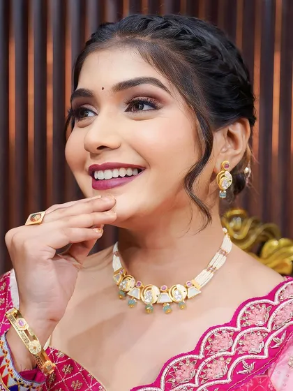 Radiant Indian beauty. In an era of minimalism, a beautiful smile and the right amount of eye glam are all you need to catch everyone's attention.