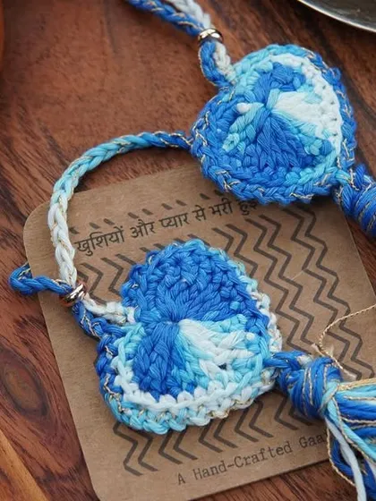 Two blue Lumbas, perfect for twinning with your sister or bhabhi.