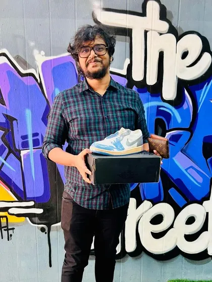 That's the look of a successful sneaker hunt. Thanks for choosing The North Street!