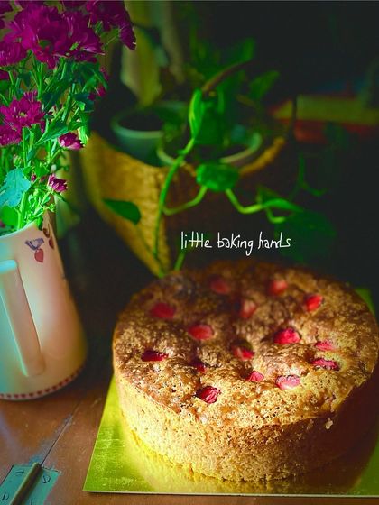 The very first strawberry cake of the season. This vanilla strawberry eggless cake was baked with whole wheat flour for a little girl’s school birthday party.