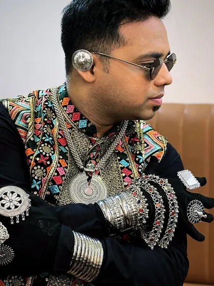 A detailed look at the silver accessories, from the rings and bracelets to the ear cuff, that completed my Day 4 Navratri outfit.