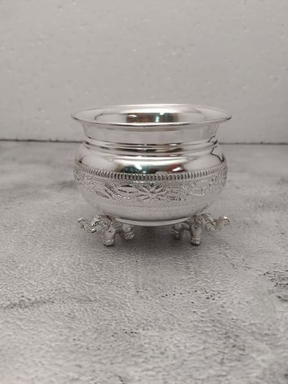 A full view of the elephant leg bowl, a beautiful and sturdy piece for your pooja thali.