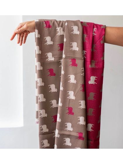 Home Stories - Bespoke Fabric & Wallpaper Design The Fabric Library: A Study in Texture & Print photo 38