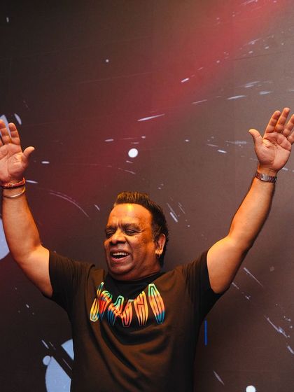 Ivan Nilkon - Live DJ Services Behind The Decks photo 16