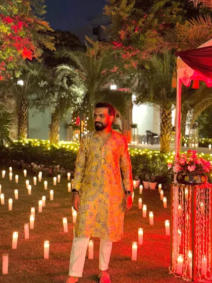 Diwali vibes with love and light at every corner. Rocking a traditional look for a beautiful outdoor celebration.