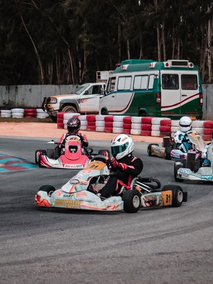 A tight pack of karts during a Meritus Cup race. Navigating traffic and making smart decisions under pressure is a critical skill we develop in our drivers.