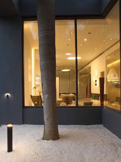 Sophisticated Commercial & Institutional Spaces photo 27