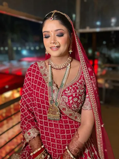 A close-up of the smokey eye look. It's blended perfectly to be dramatic yet elegant, suitable for a bride who wants a touch of boldness.
