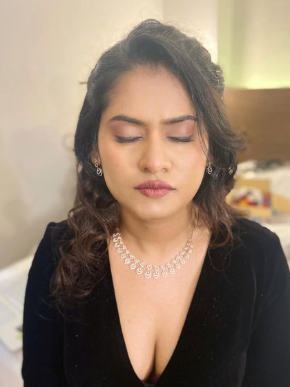 Party & Guest Makeup photo 43