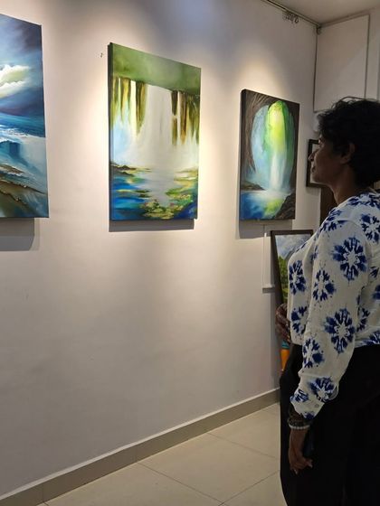 Shades Creative Gallery - Artist Exhibition & Promotion The Gallery Experience: Art, Community & Connection photo 7