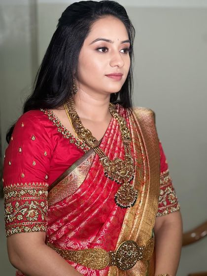Shwetha Mahadev - Makeup Artistry Training The Art of South Indian Bridal Makeup photo 17