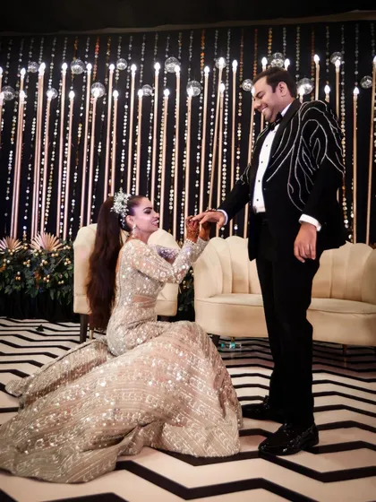 Impression of love, impression of life. The bride kneels to propose to her groom, a modern and beautiful twist on tradition.