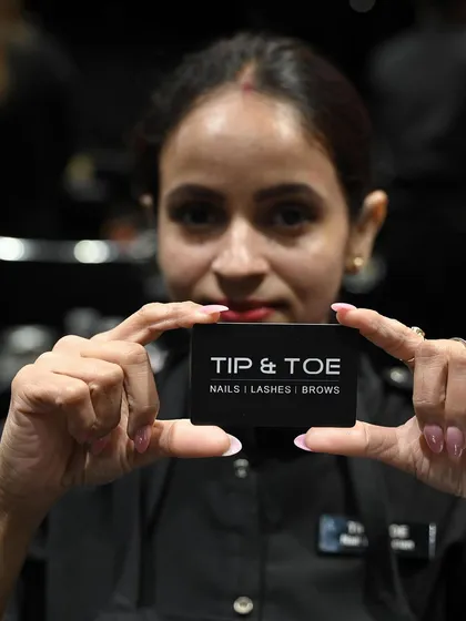 Ready to give you the perfect nails and brows. My team is passionate about beauty and dedicated to making you feel your best.