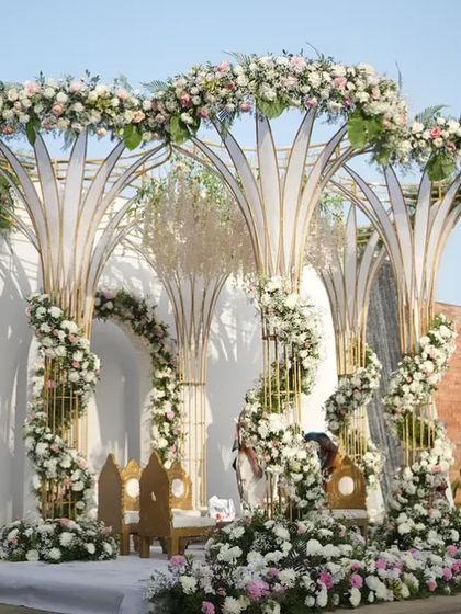 Vcreate Capture - Event Design & Production Grand Mandaps & Ceremony Stages photo 17