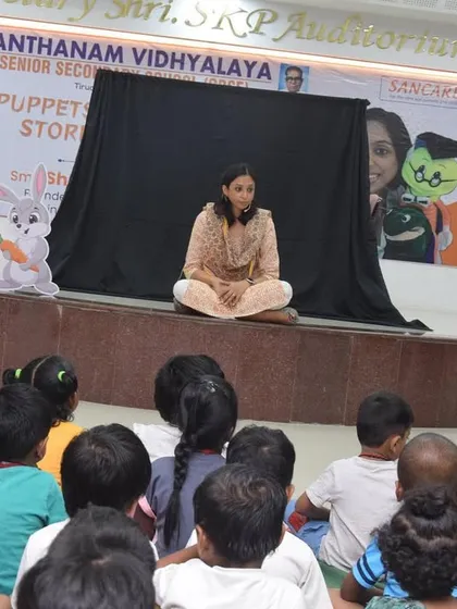 More moments from my travels to schools across the country, each one a unique and joyful experience. From interactive workshops to large assembly performances, I tailor each session to the school's needs.