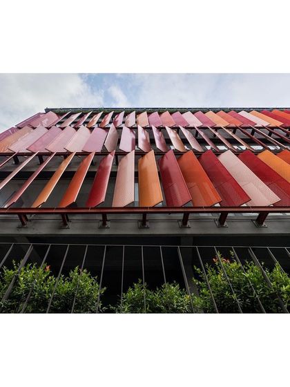 A duplicate image of the kinetic facade, emphasizing its texture and modularity.