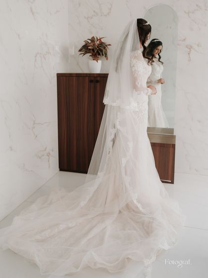 Solo Portraits: The Bride & Groom photo 18