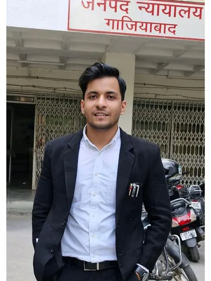 Here I am outside the Janpad Nyayalaya (District Court) in Ghaziabad. As a practicing advocate, I am here regularly, representing my clients and navigating the legal system on their behalf.