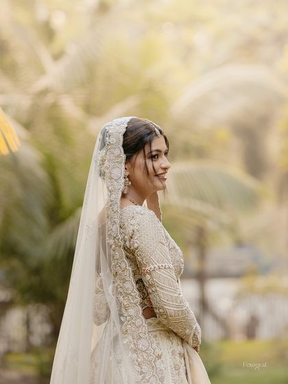 Solo Portraits: The Bride & Groom photo 11