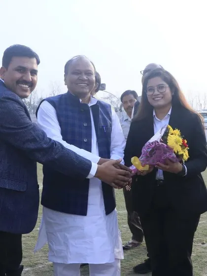 Being felicitated at an event in my hometown, Bareilly. It is always heartwarming to be loved and recognized by your own city.