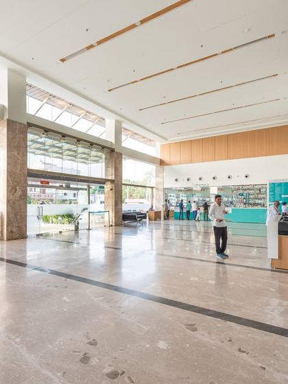 Creative Designer Architects - Healthcare Interior Design Welcoming Entrances & Public Spaces photo 9