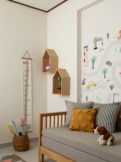 A duplicate of 146, showing the neutral-toned kids' room with playful decor.