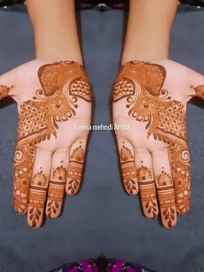 For those who love elegance, my Arabic designs are a perfect choice. This pattern features a graceful, flowing vine of paisleys and florals, creating a beautiful adornment without full coverage.
