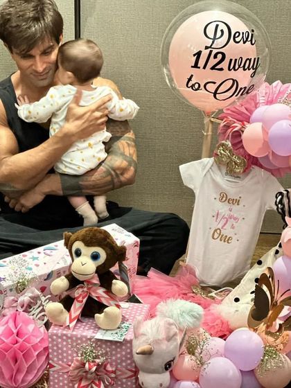 Welcoming Little Ones: Baby Announcements & Showers photo 6