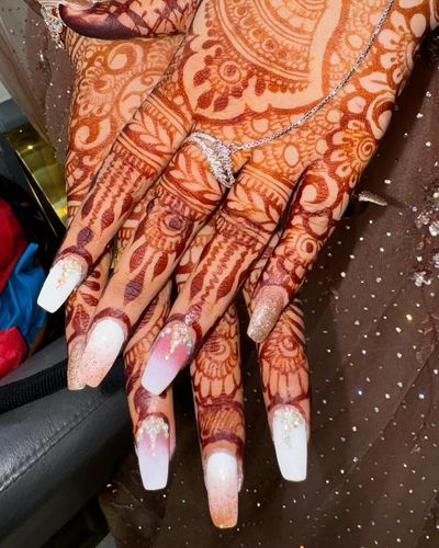 Nail Extensions, Art & Manicures