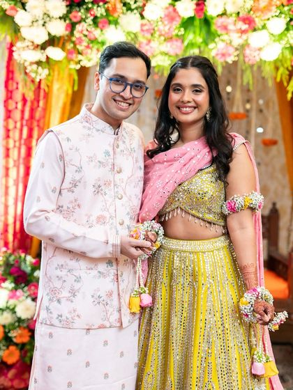 Fun Mehndi & Pre-Wedding Looks photo 11