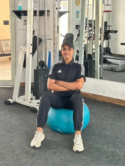 Posing on the stability ball at the Noida Sector 45 location.