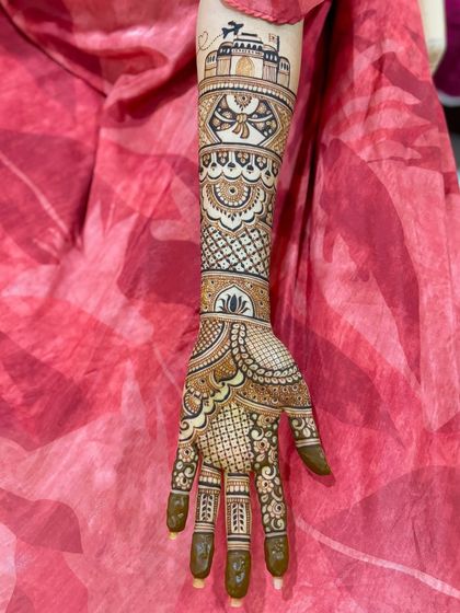 Mitali - Bridal Mehendi Custom Story & Portrait Mehendi photo 34