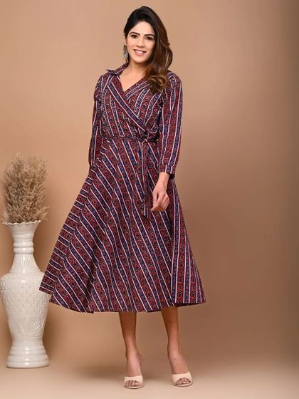 A variation of the striped Jaipuri kurti dress, showing its versatility and elegant drape.