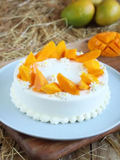 Our Mango Overloaded Cake truly lives up to its name, topped with generous slices of fresh, juicy mangoes. A must-try for all mango lovers.