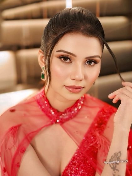 Modern & Reception Glam photo 9