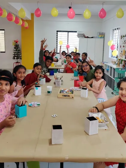 A studio full of happy, creative kids is my favorite sight! I provide long tables and all the materials so everyone has plenty of space to make their masterpiece.