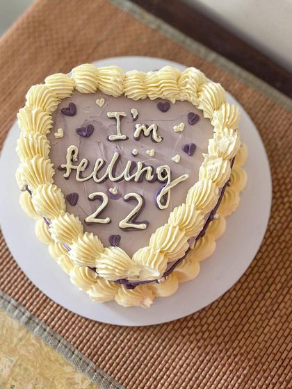 Gobble Cake - Designer & Bento Cakes Elegant Buttercream & Floral Art photo 77