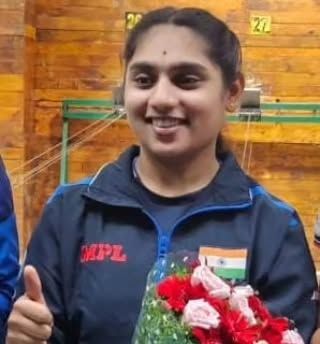 A close-up of our shooter Yukthi, a gold and silver medal winner at the Dasara CM Cup. Her success is a result of years of dedicated practice.
