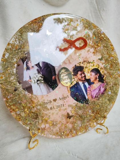 Vinys Galleria - Custom Resin Home Decor Round & Agate Style Photo Frames photo 16