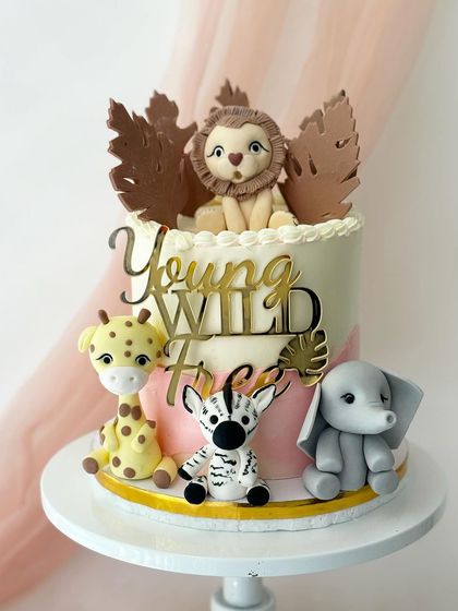 Butter - Custom Themed & Sculptural Cakes Wild & Wonderful: Animal Themes photo 7