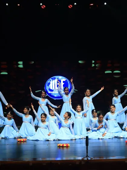 A moment of pure synchronization from the India's International Groovefest stage. I focus on creating a professional environment with high production value, so every performance, like this one by a junior group, looks and feels spectacular.