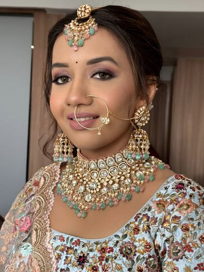 Modern Pastel & White Bridal Looks photo 34