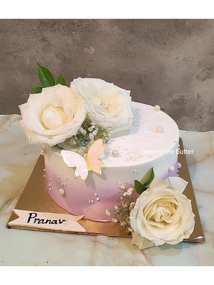 Elegant Floral & Butterfly Cakes photo 16