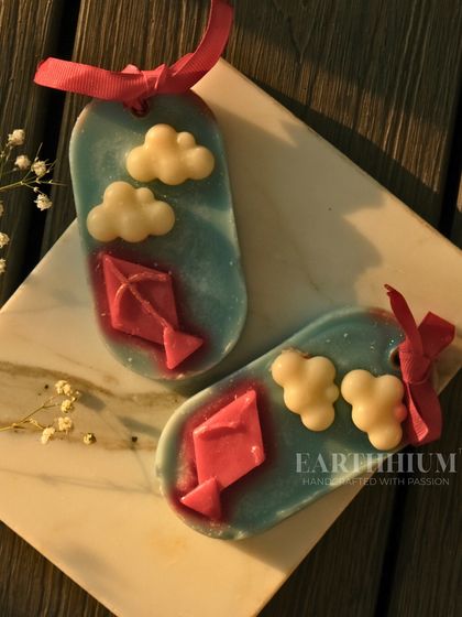 Flameless Fragrance: Wax Melts & Sachets photo 4