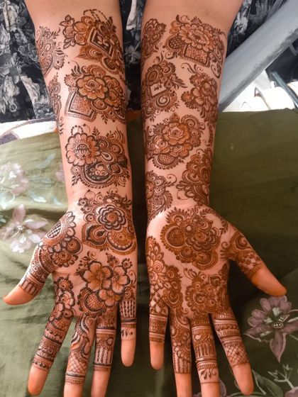 Mehendi Art by Nishat - Mehndi (Henna) Artistry Elaborate Bridal Henna photo 52