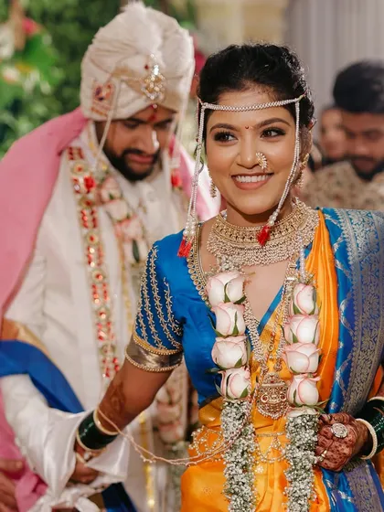 That priceless wedding day smile. My goal is to make you feel so comfortable and beautiful that your happiness shines through. This candid moment of my Marathi bride is why I love what I do. 🩷