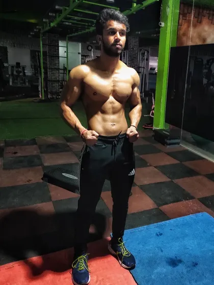 If you get tired, learn to rest, not to quit. Recovery is a crucial part of the process. I teach you how to listen to your body so you can come back stronger.