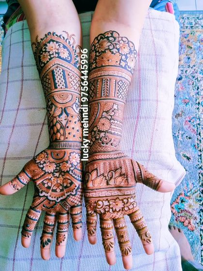 Lucky Mehndi Artist - Bridal Mehndi Full Bridal Mehndi (Hands & Arms) photo 33